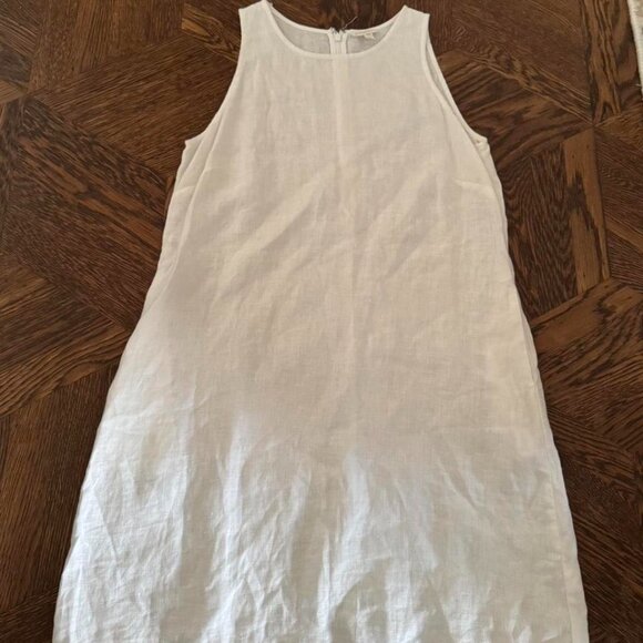 Garnet Hill Dresses & Skirts - NWOT‎ Garnet Hill White 100% Linen Flowy high neck Shift dress with pockets sz 6
